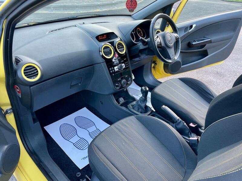 VAUXHALL CORSA