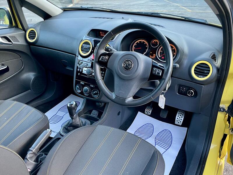 VAUXHALL CORSA