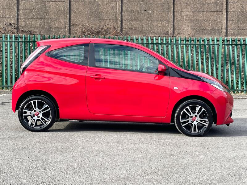 TOYOTA AYGO