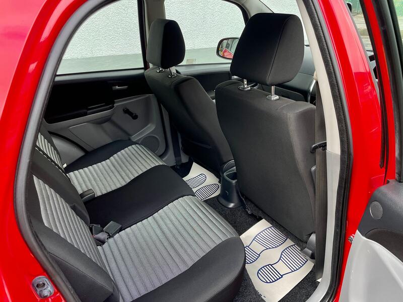 SUZUKI SX4