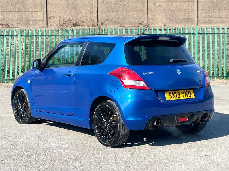 SUZUKI SWIFT