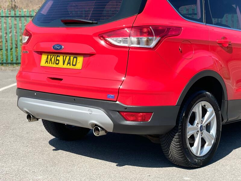 FORD KUGA